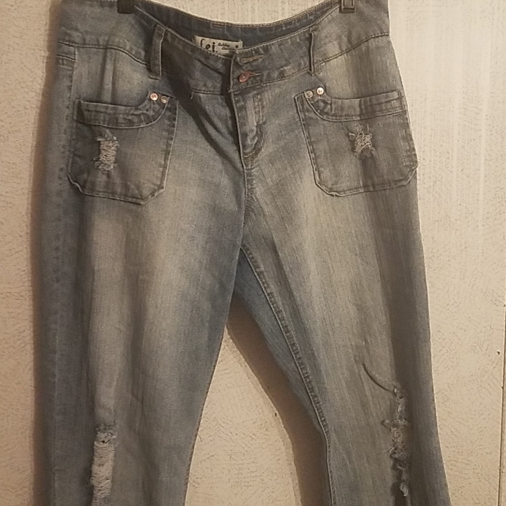 Iei bell bottom jeans